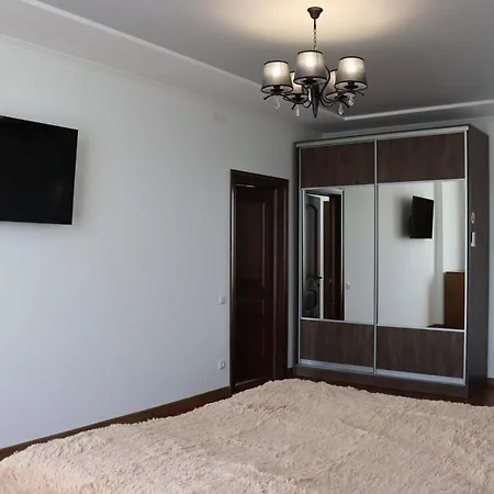 Квартира Трускавец,Бювет 500М アパート