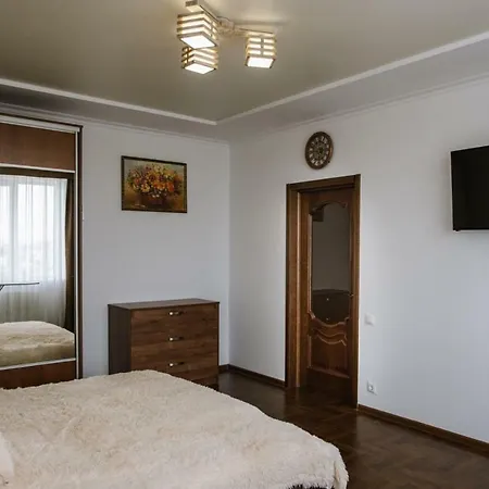 Квартира Трускавец,Бювет 500М * トラスコヴェッツ